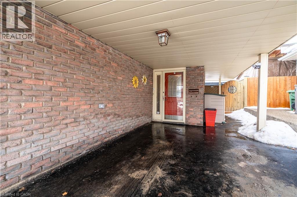 19 Valery Court, Hamilton, Ontario  L9C 2W2 - Photo 7 - 40806113