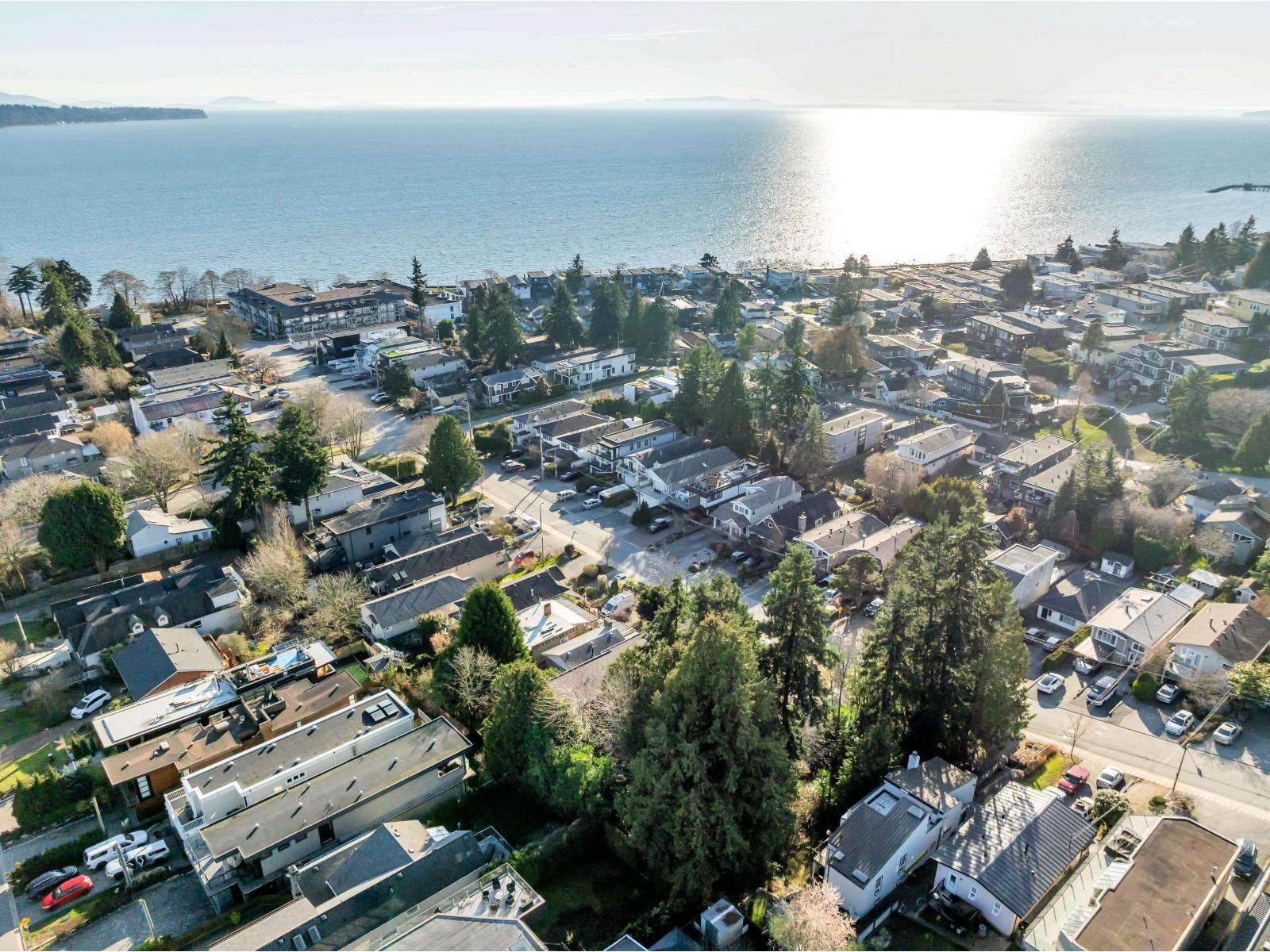 962 Maple Street, White Rock, British Columbia  V4B 4M5 - Photo 11 - R3096987