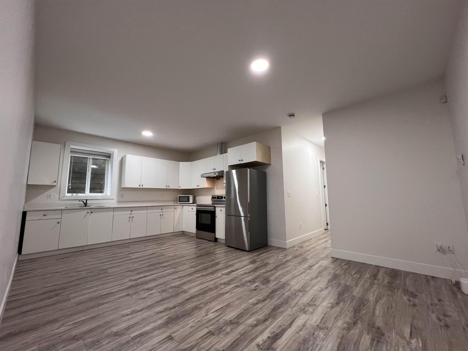 10462 127 Street, Surrey, British Columbia  V3V 5K2 - Photo 2 - R3099323