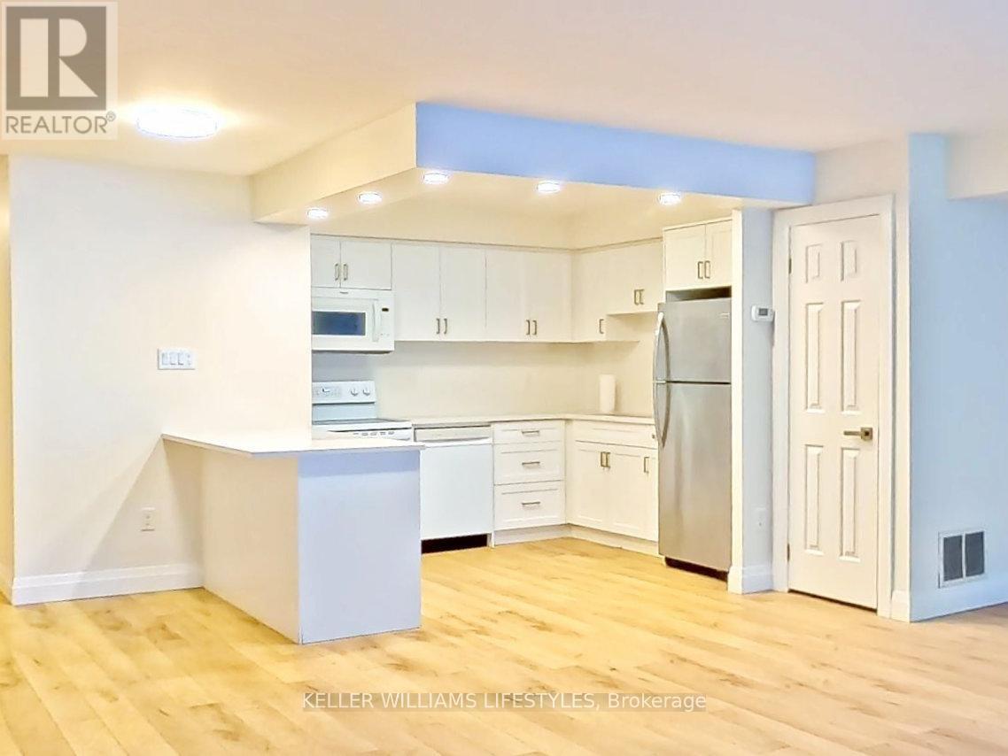 208 - 695 Richmond Street, London East, Ontario  N6A 5M8 - Photo 2 - X12877960