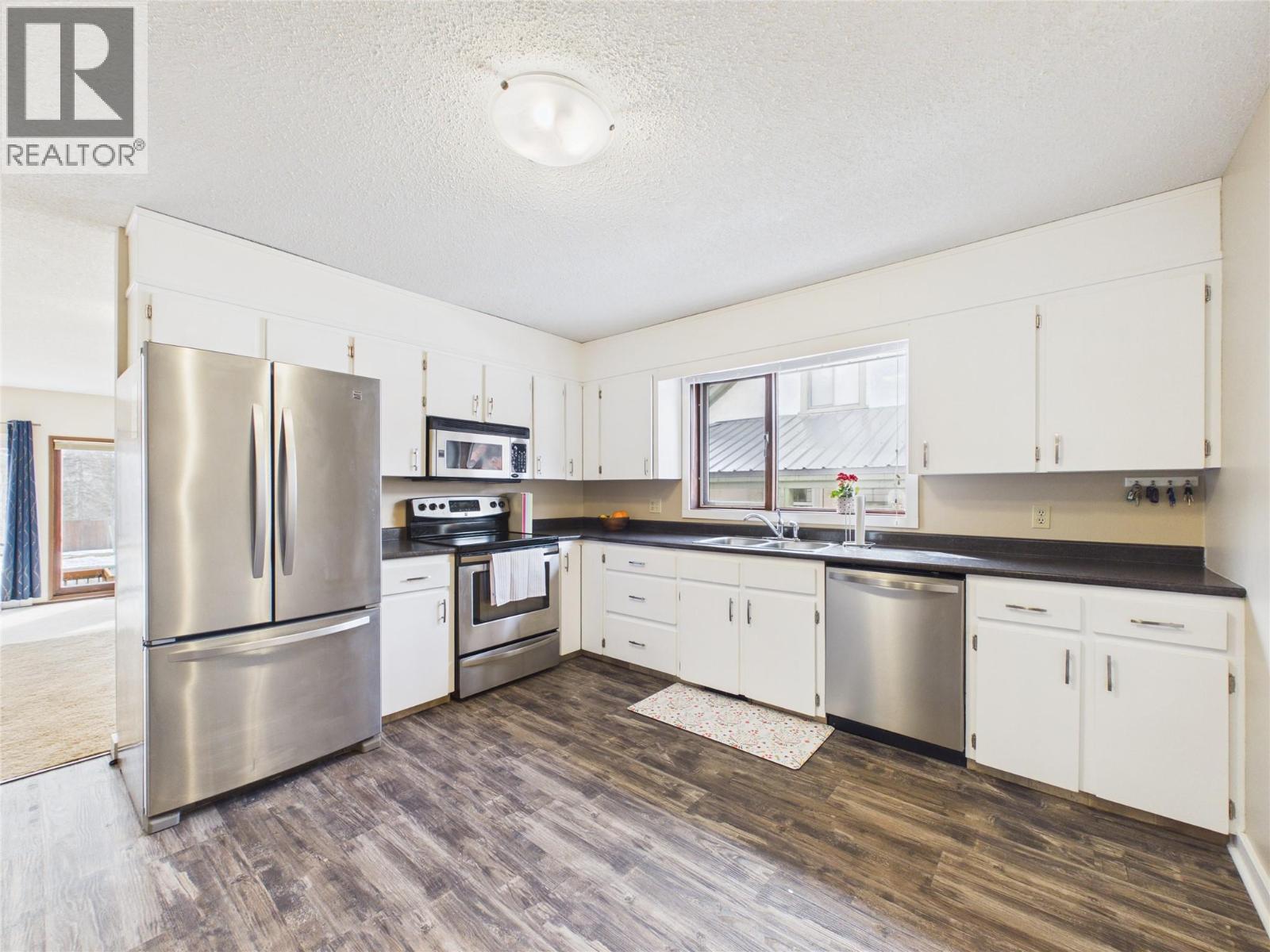 419 Lindsay Street, Kimberley, British Columbia V1A 1L7 - Photo 13 - 10378956