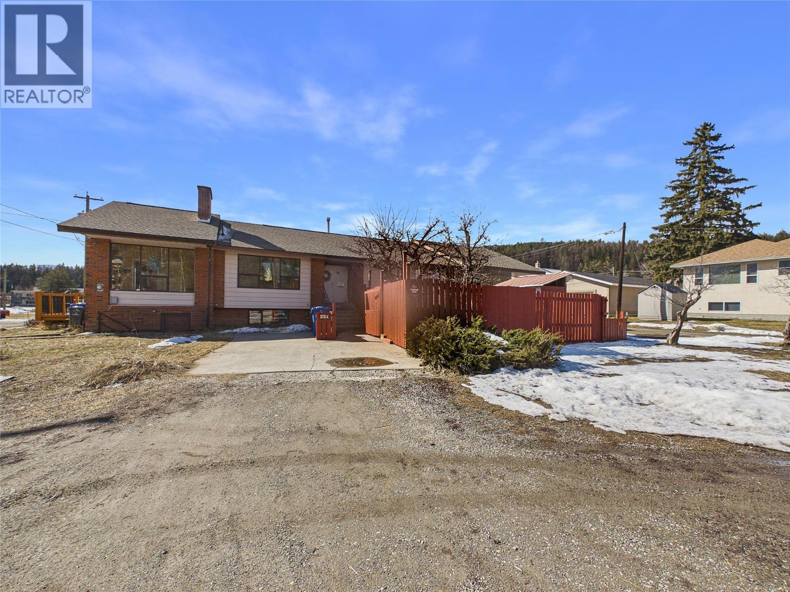 419 Lindsay Street, Kimberley, British Columbia V1A 1L7 - Photo 1 - 10378956
