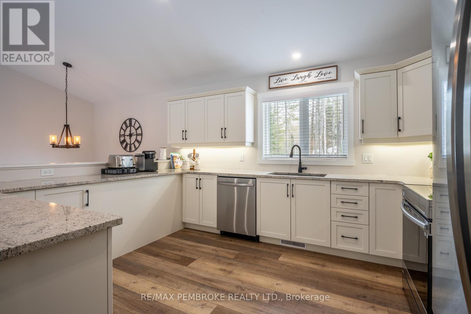 13 Rantz Road, Petawawa, Ontario  K8H 2W8 - Photo 19 - X12878002