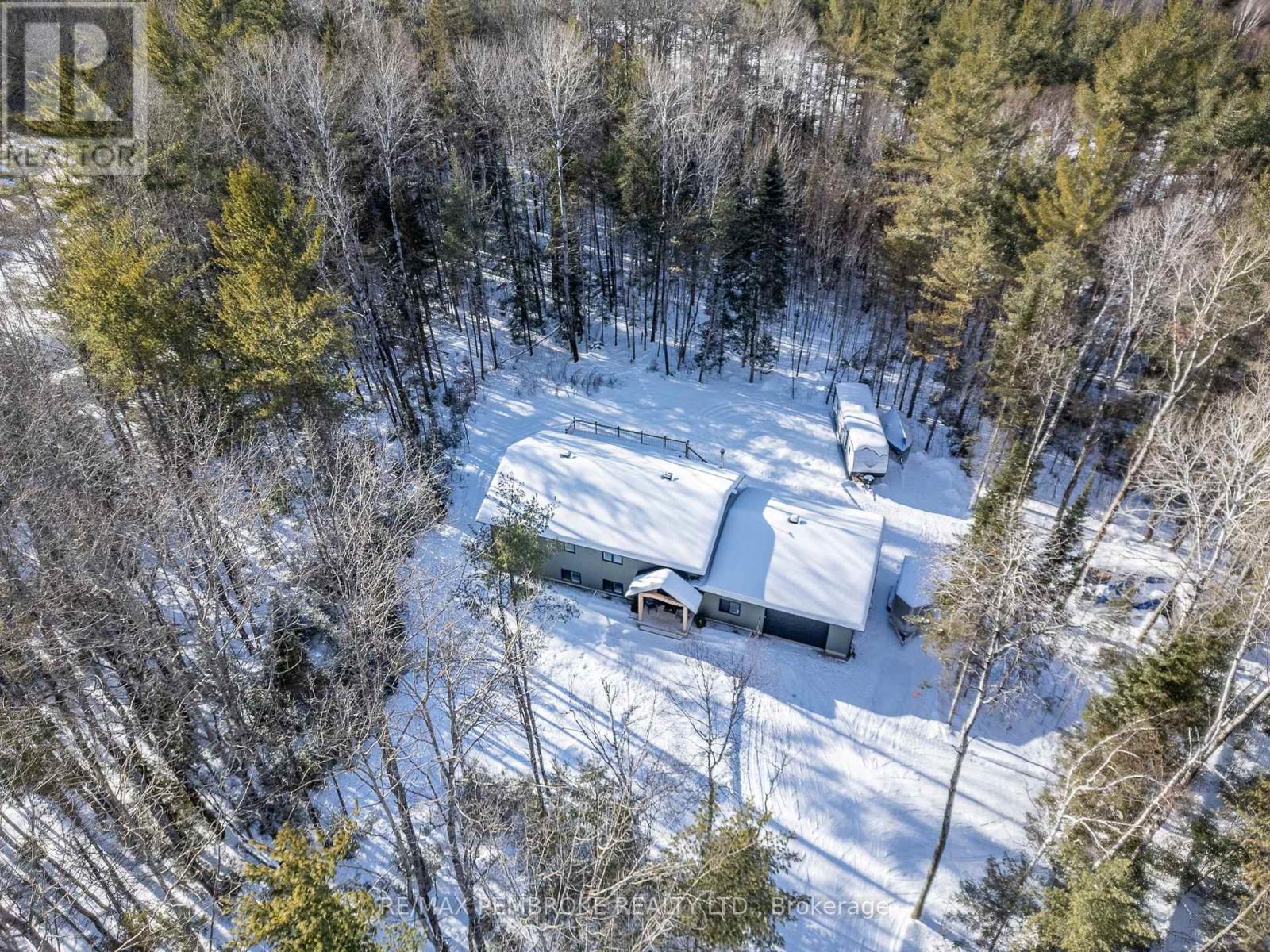 13 Rantz Road, Petawawa, Ontario  K8H 2W8 - Photo 47 - X12878002