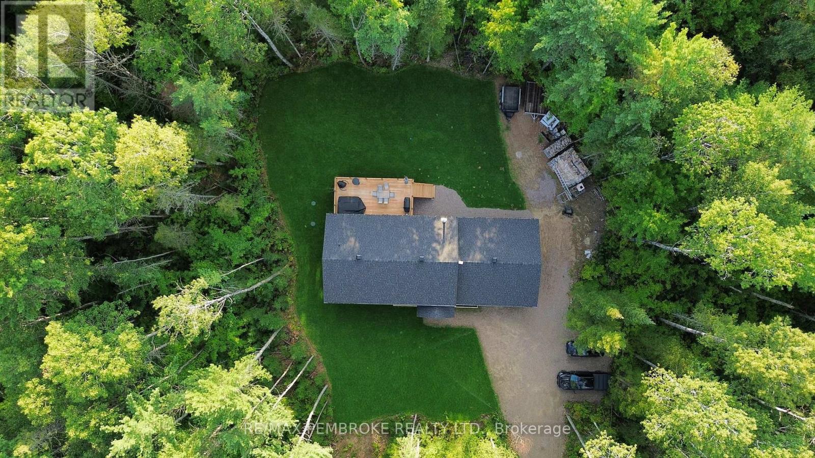 13 Rantz Road, Petawawa, Ontario  K8H 2W8 - Photo 7 - X12878002