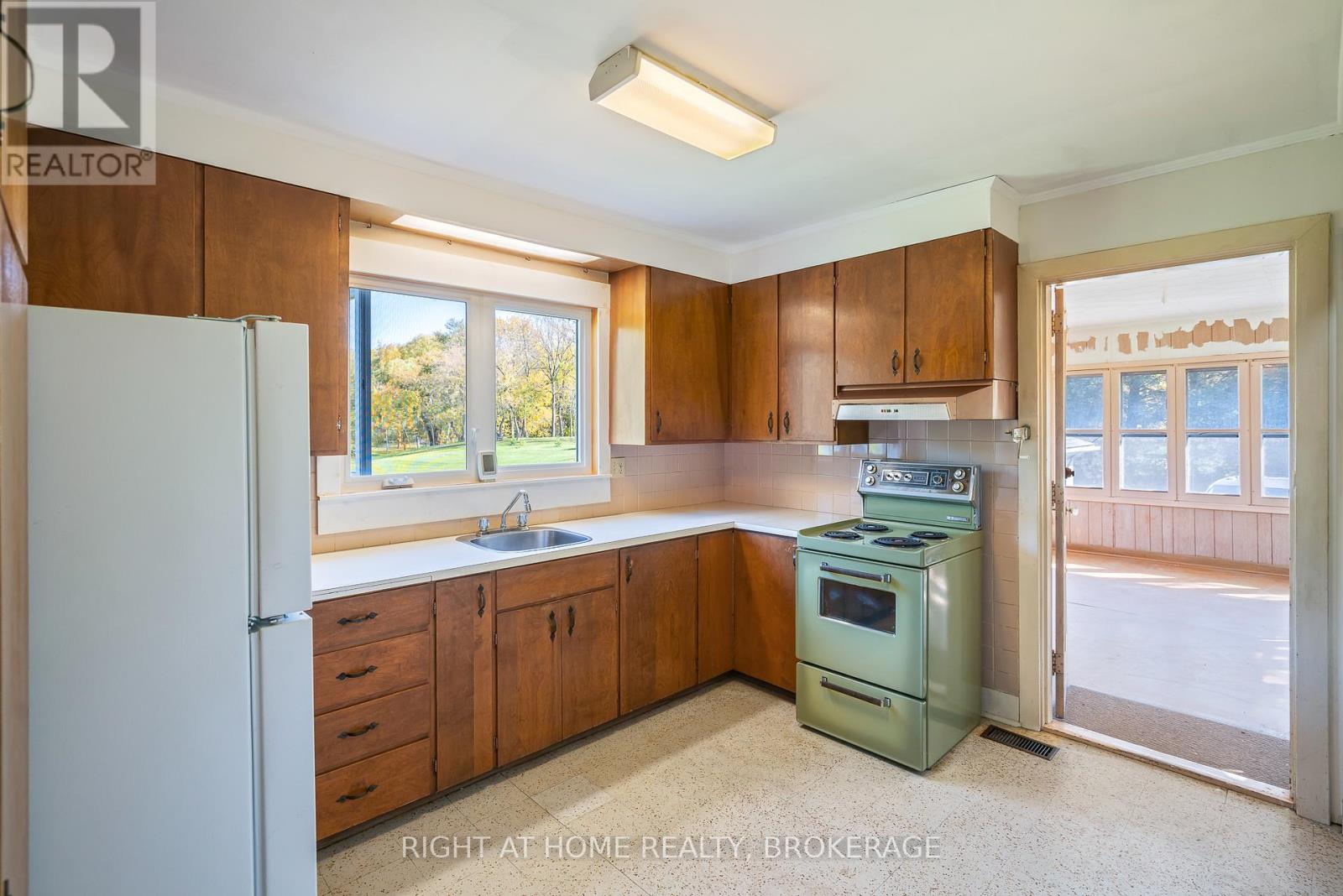 1353 Mcnab Road, Niagara-On-The-Lake, Ontario  L0S 1J0 - Photo 22 - X12877956