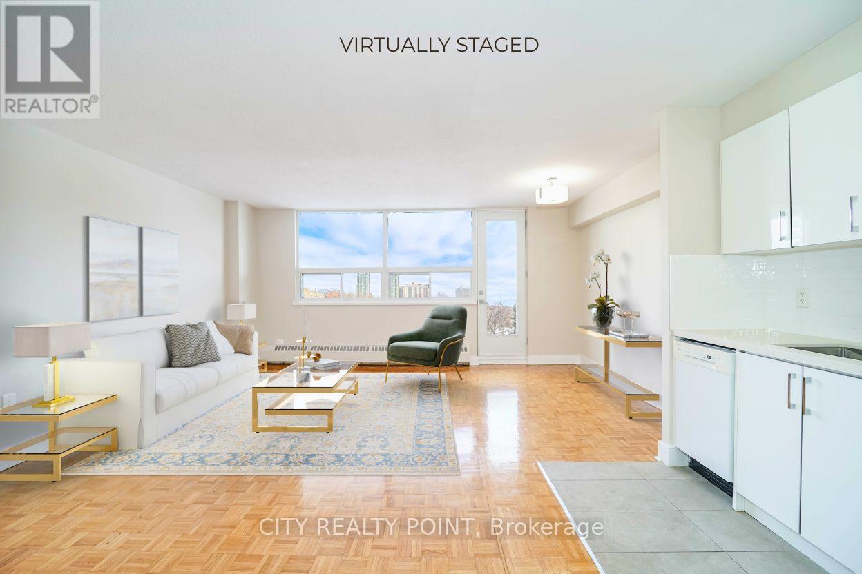 504 - 1500 BATHURST STREET, Toronto, Ontario