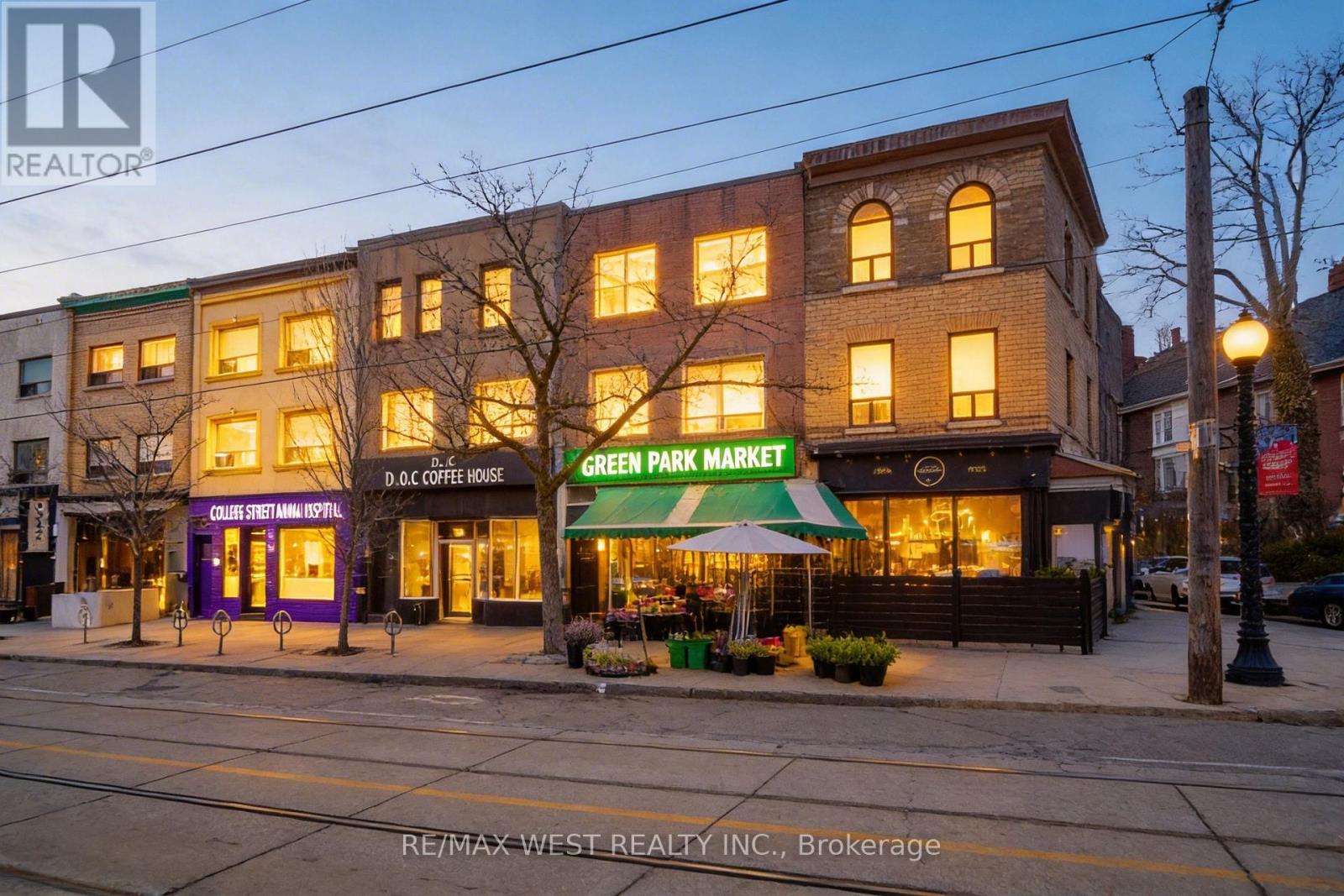 684 College Street, Toronto, Ontario  M6G 1C1 - Photo 1 - C12877918