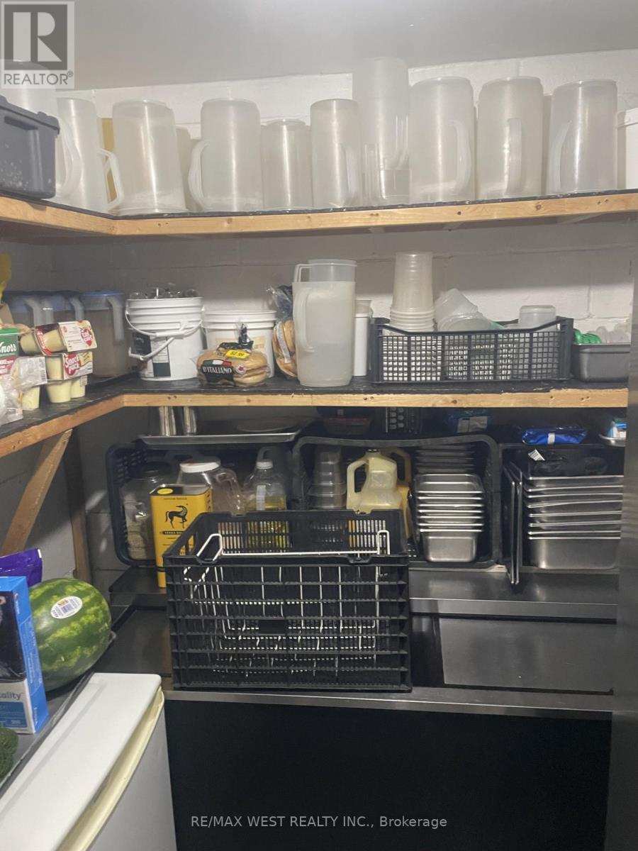 Main & Bsmnt - 505 Mount Pleasant Road, Toronto (Mount Pleasant East), Ontario  M4S 2L9 - Photo 9 - C12877966