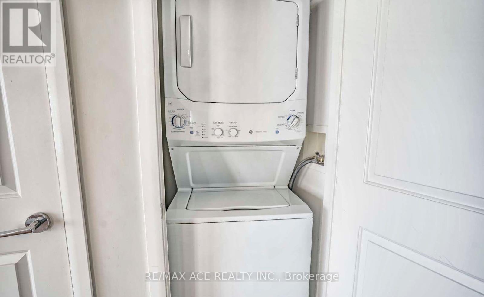 1202 - 25 Town Centre Court, Toronto (Bendale), Ontario  M1P 0B4 - Photo 24 - E12877912