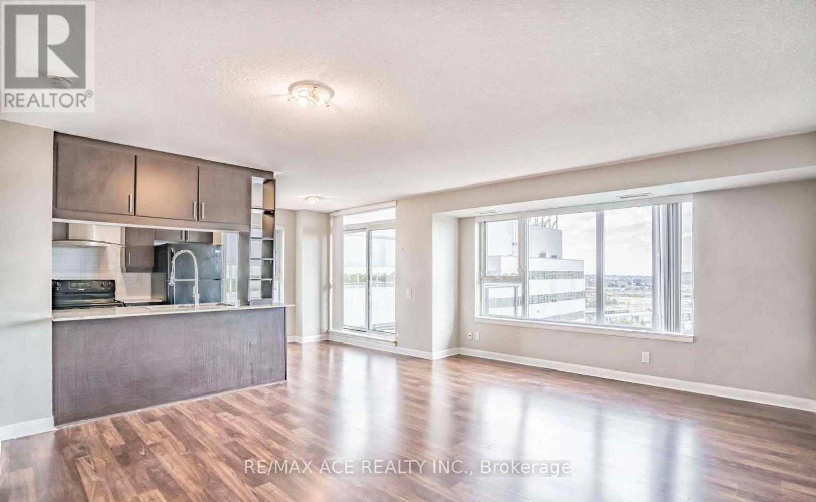 1202 - 25 Town Centre Court, Toronto (Bendale), Ontario  M1P 0B4 - Photo 5 - E12877912