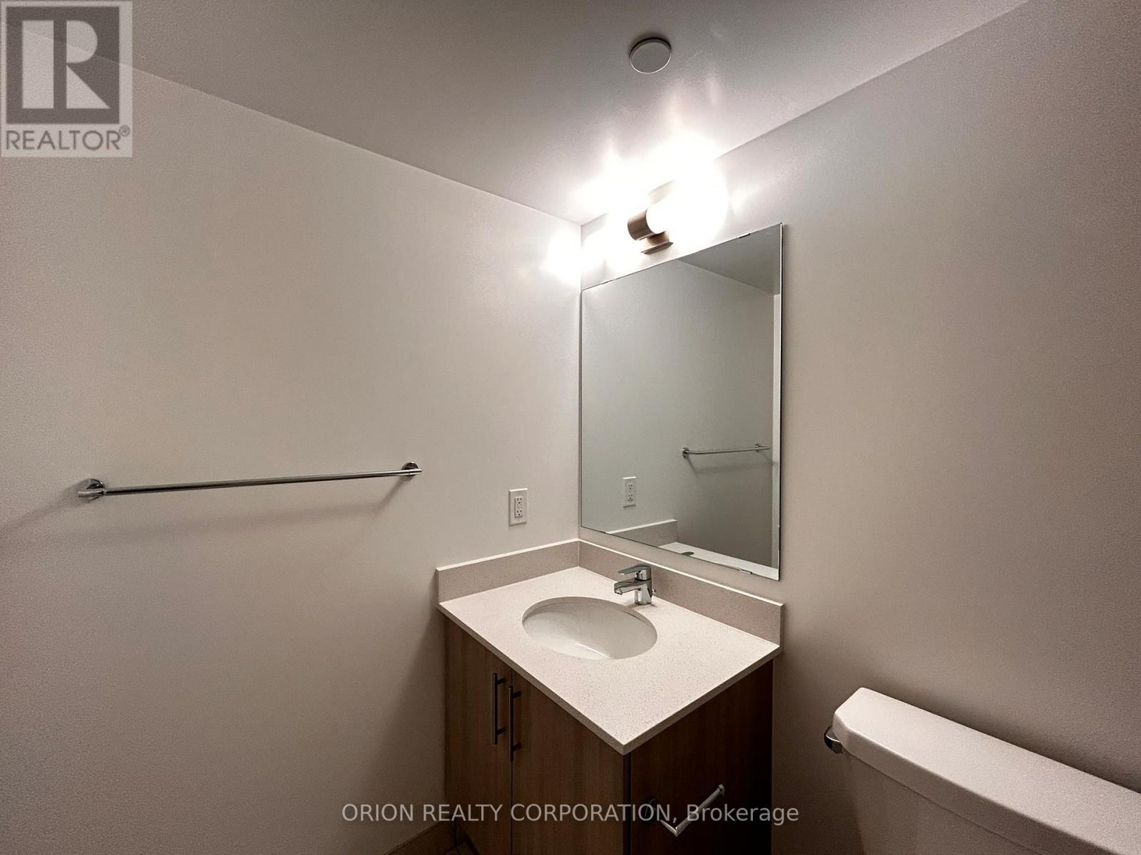 1006 - 1010 Sandy Beach Road, Pickering, Ontario  L1W 0C7 - Photo 8 - E12877982