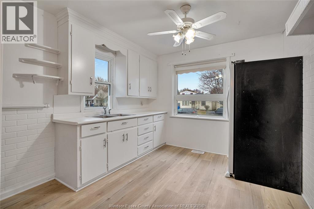 2420 Francois Road, Windsor, Ontario  N8W 4T4 - Photo 6 - 26005280