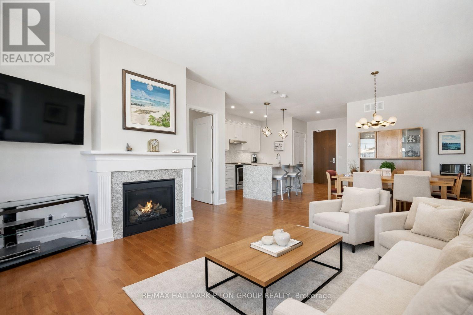 302 - 170 Boundstone Way, Ottawa, Ontario  K2T 0M8 - Photo 6 - X12760770