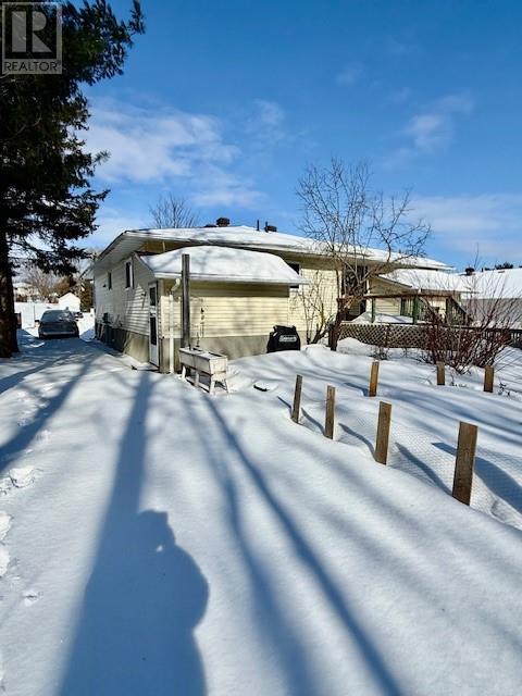 58 Colwill Drive, Elliot Lake, Ontario  P5A 2Z8 - Photo 4 - 2126630