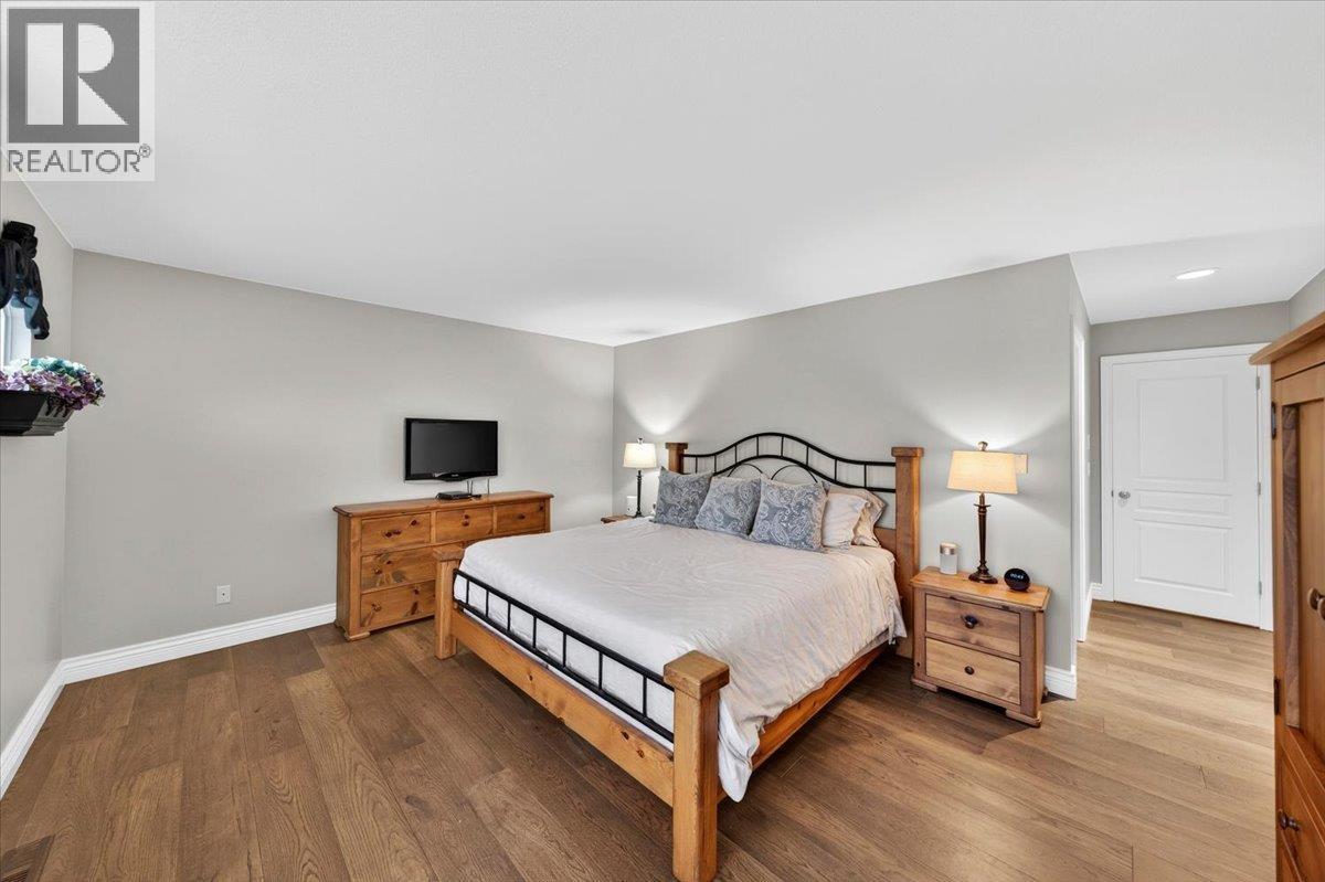 24033 106th Avenue, Maple Ridge, British Columbia  V2W 2B1 - Photo 22 - R3099088