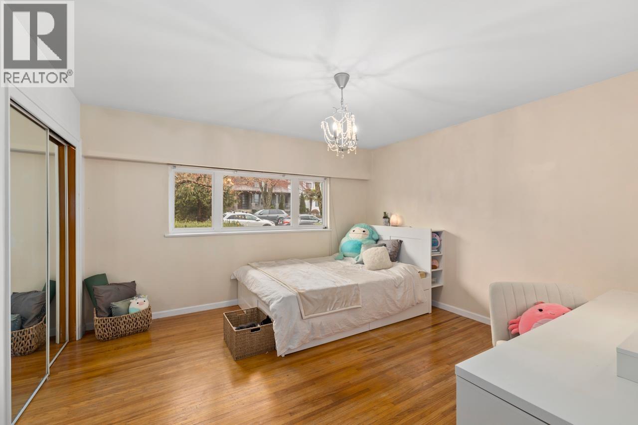 4902 Venables Street, Burnaby, British Columbia  V5B 1X7 - Photo 15 - R3099329