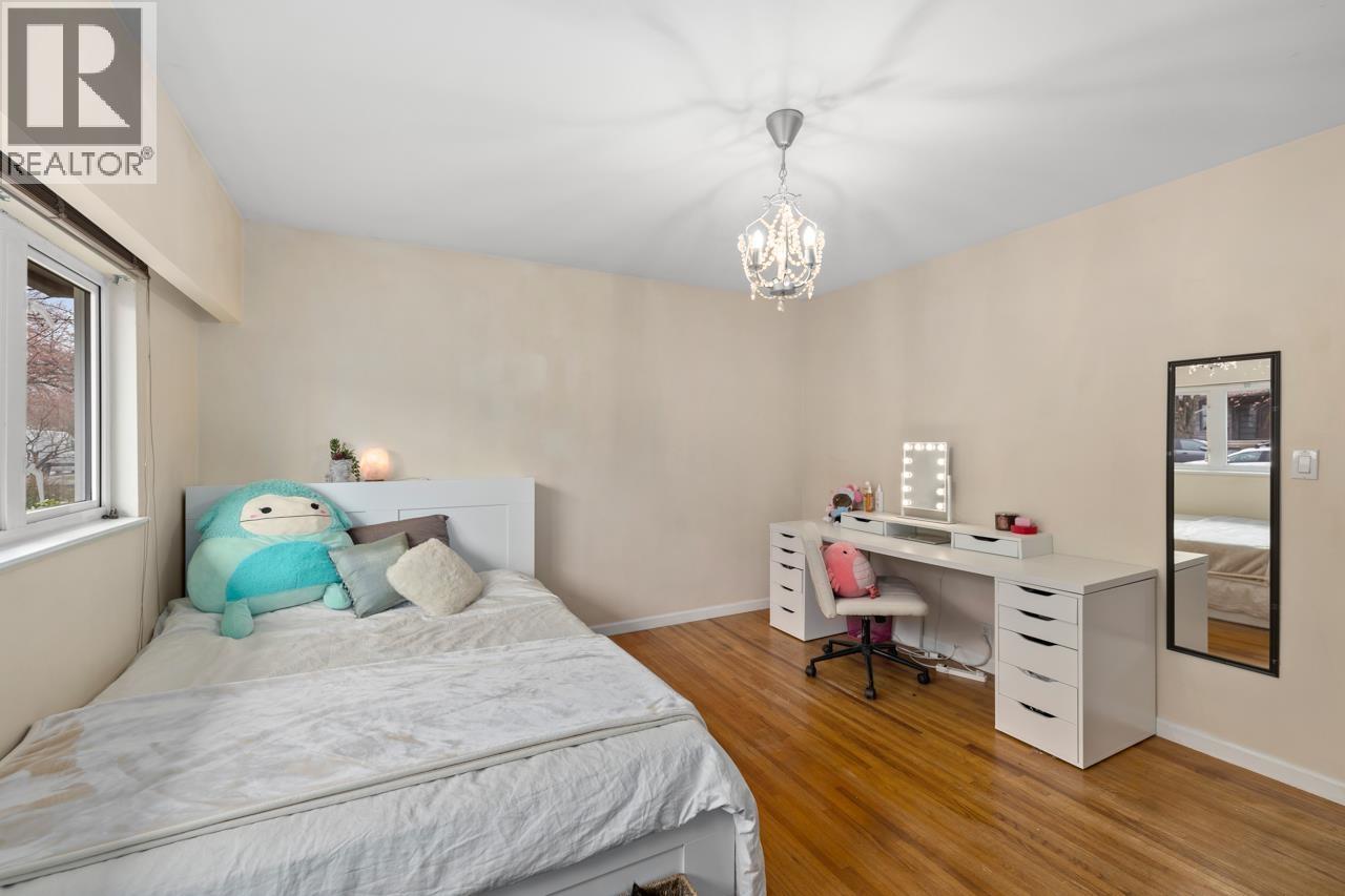 4902 Venables Street, Burnaby, British Columbia  V5B 1X7 - Photo 16 - R3099329