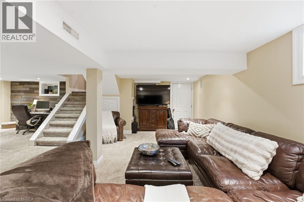 86 Elm Street, Brantford, Ontario  N3R 4V2 - Photo 28 - 40807428