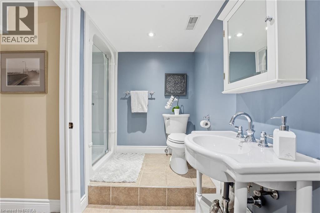 86 Elm Street, Brantford, Ontario  N3R 4V2 - Photo 33 - 40807428