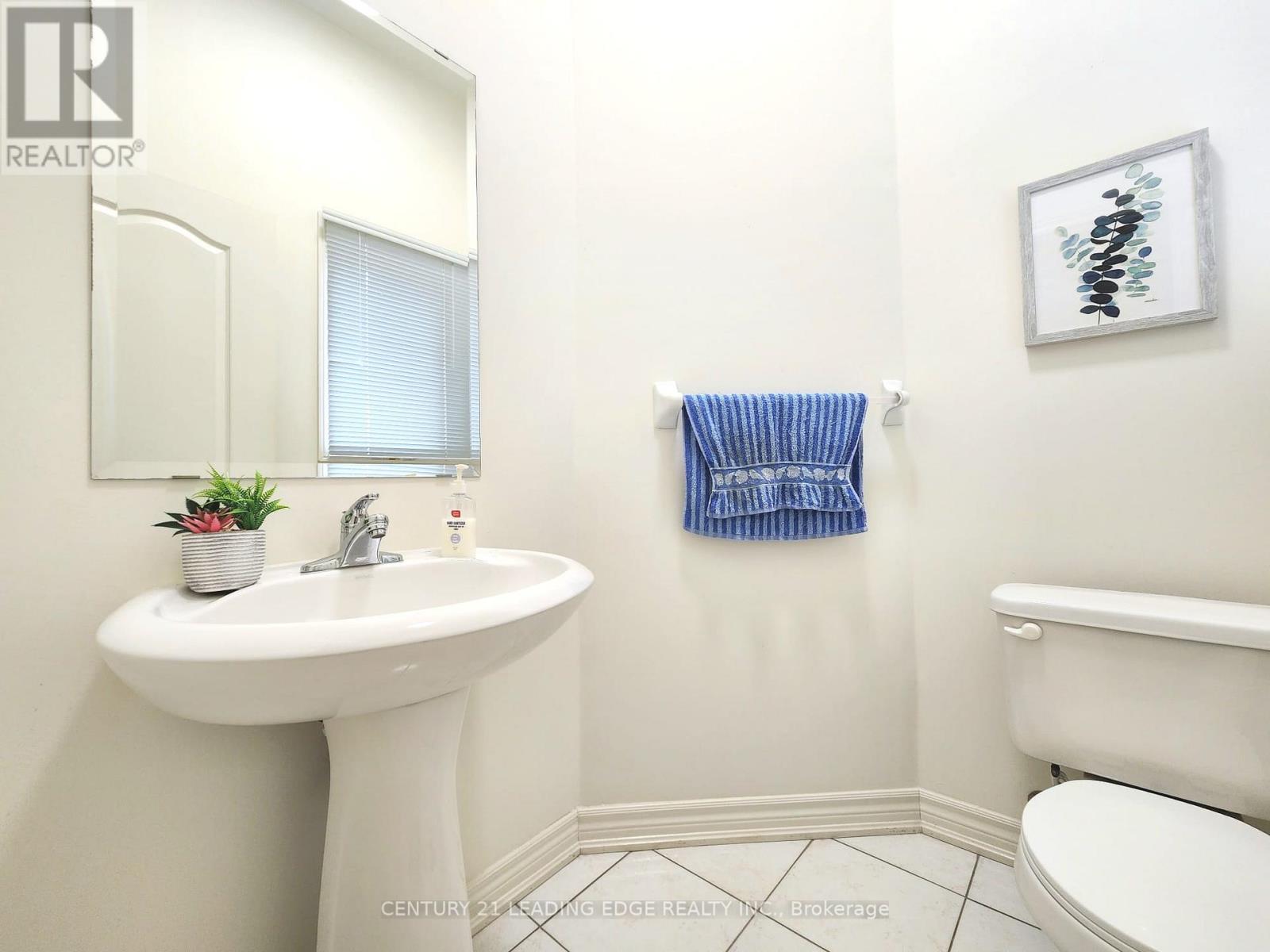 93 Treasure Hill Road, Vaughan, Ontario  L6A 0A6 - Photo 10 - N12877898