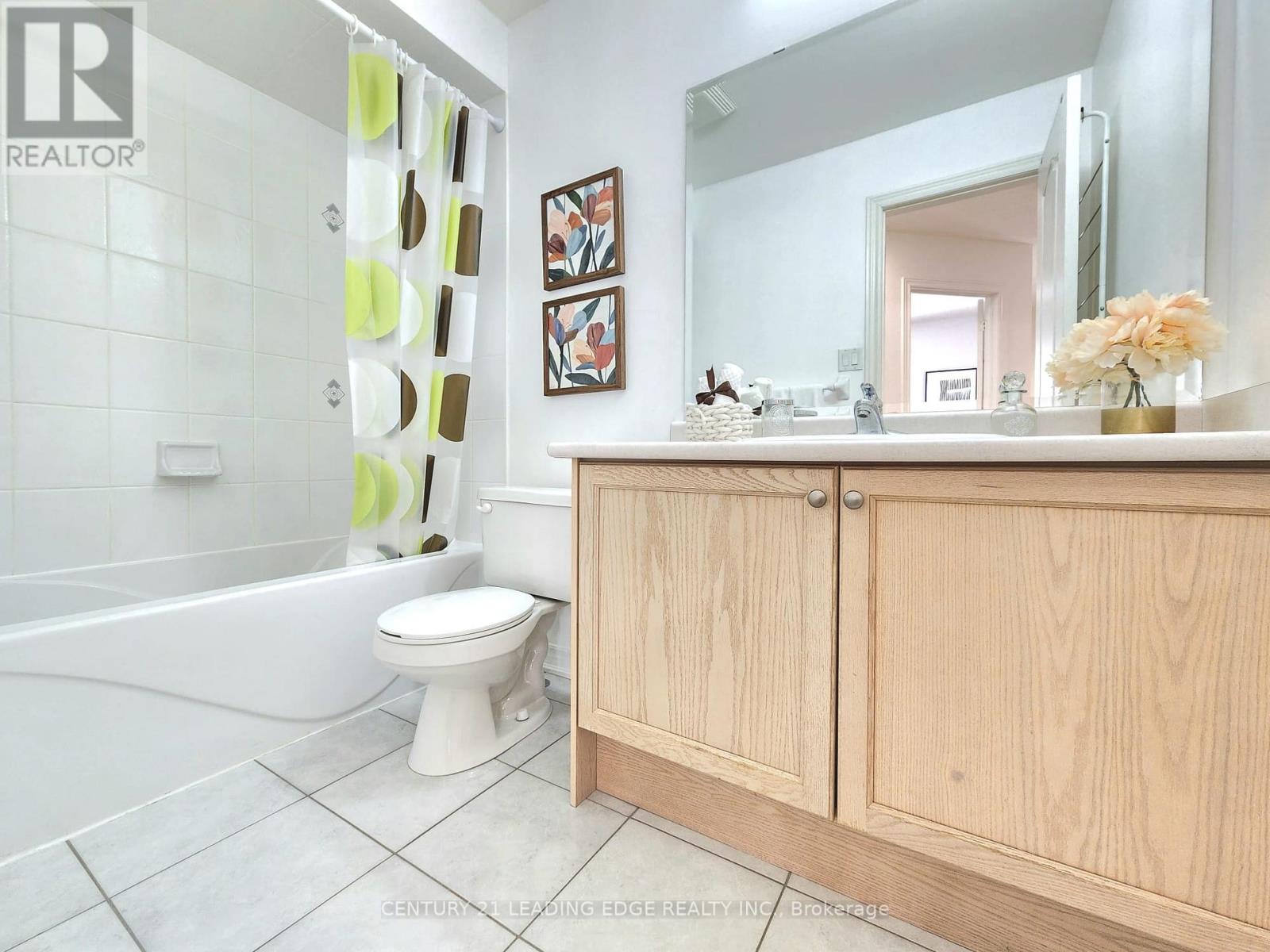 93 Treasure Hill Road, Vaughan, Ontario  L6A 0A6 - Photo 19 - N12877898