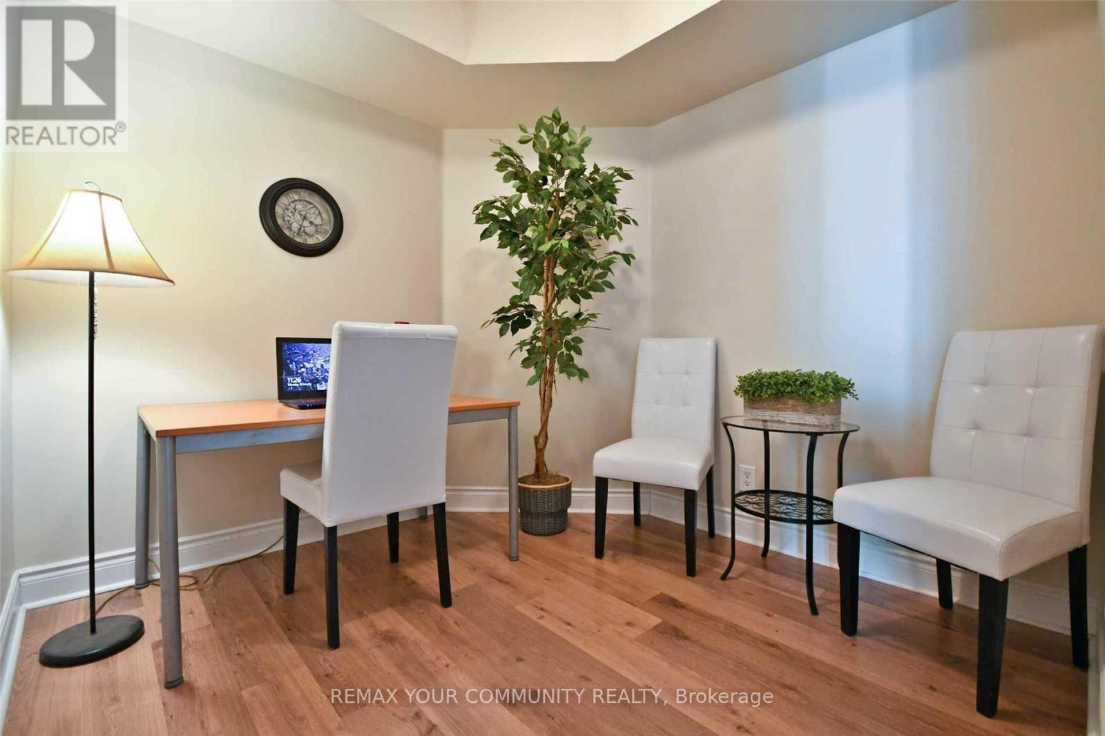 1009 - 75 South Town Centre Boulevard, Markham, Ontario  L6G 0B3 - Photo 7 - N12877920