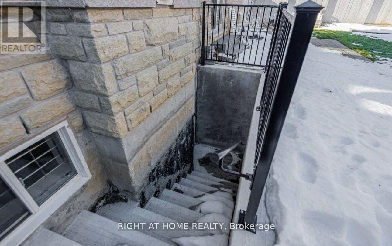 Basmt - 2 Township Avenue, Richmond Hill, Ontario  L4E 0J5 - Photo 1 - N12877924