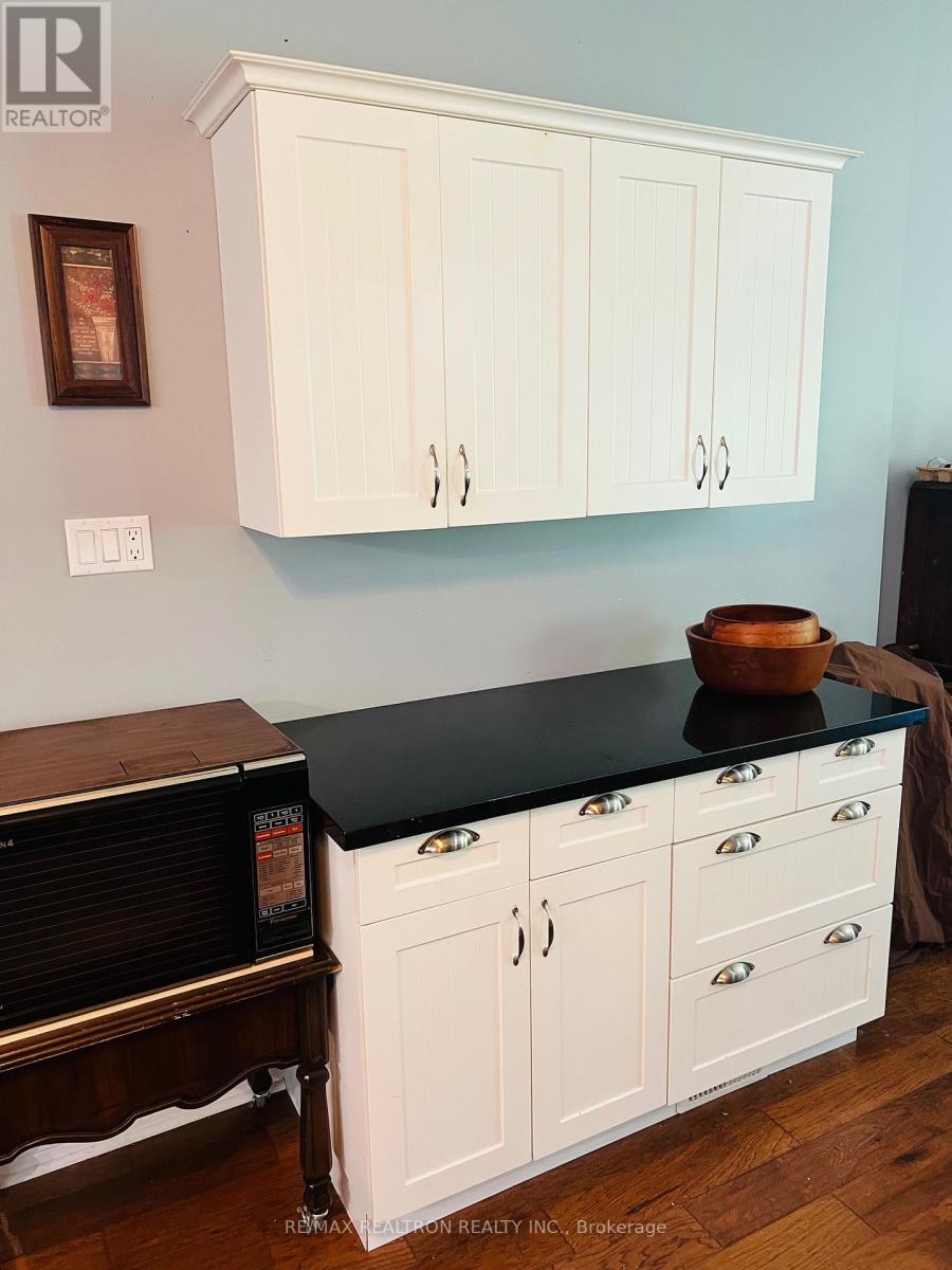 59 Forest Hill Drive, Adjala-Tosorontio, Ontario  L0M 1J0 - Photo 4 - N12877926