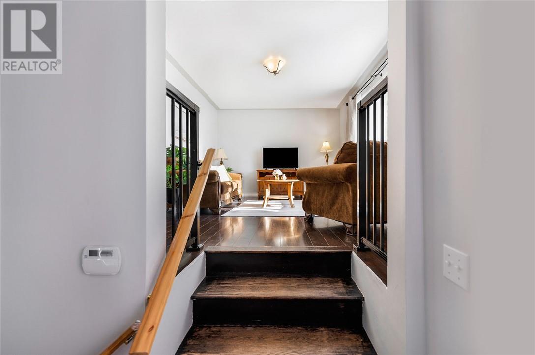 16 Vaughan Avenue, Capreol, Ontario  P0M 1H0 - Photo 4 - 2126788