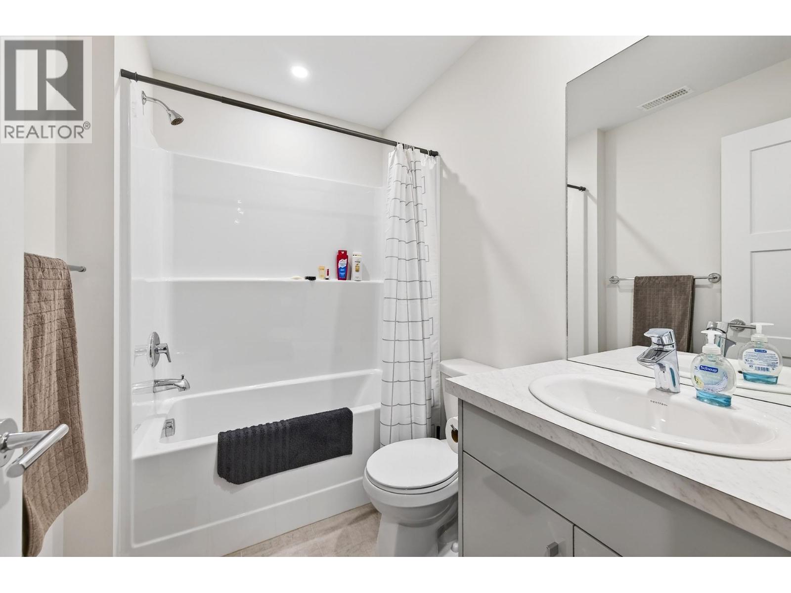 1701 Foxtail Drive Unit# 110, Kamloops, British Columbia  V1S 0E9 - Photo 13 - 10379205