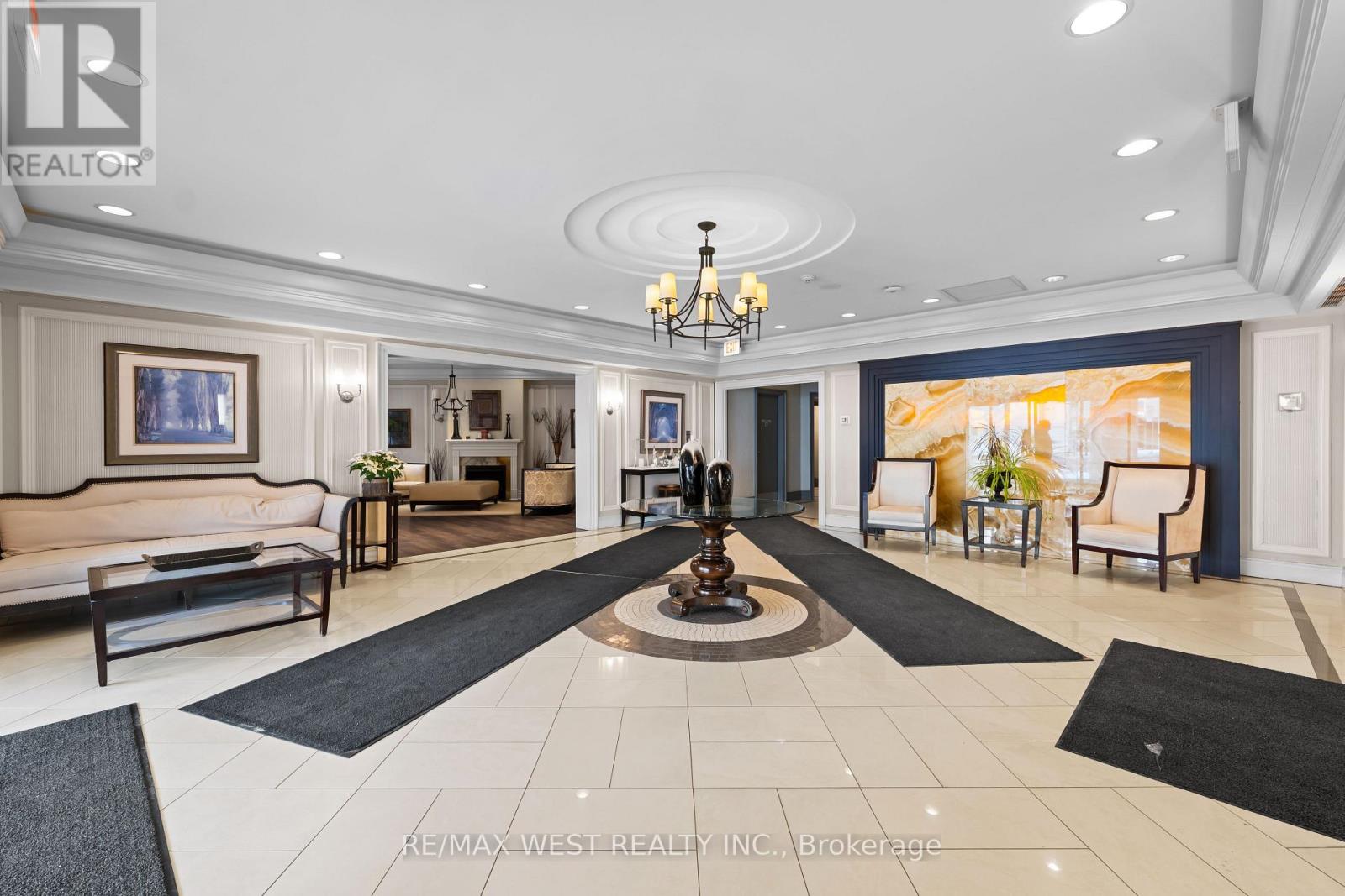 511 - 25 Earlington Avenue, Toronto, Ontario  M8X 3A3 - Photo 4 - W12865414