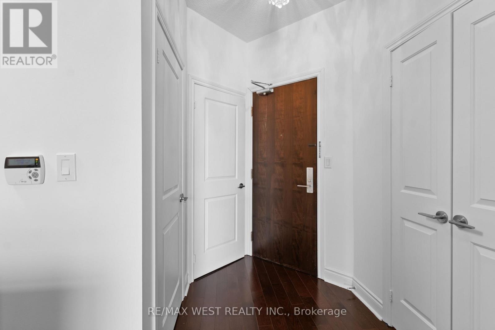 511 - 25 Earlington Avenue, Toronto, Ontario  M8X 3A3 - Photo 31 - W12865414