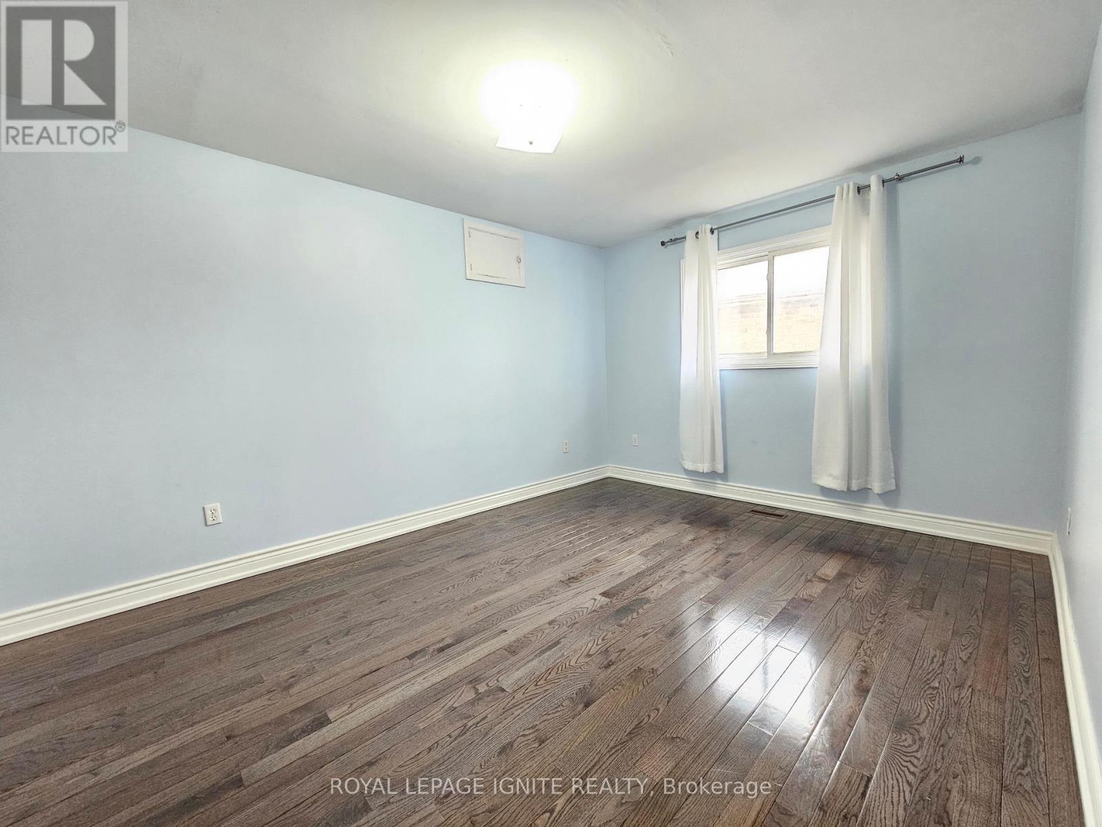 17 St Emilion Way, Toronto, Ontario  M9V 5A5 - Photo 14 - W12877888