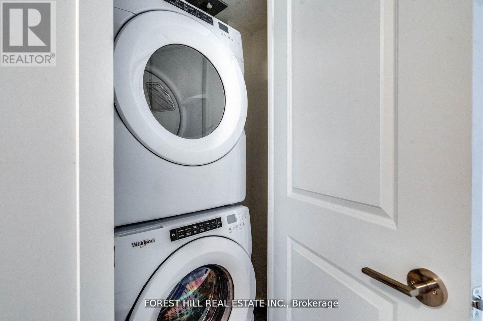 1002 - 1063 Douglas Mccurdy Comm Circle, Mississauga, Ontario  L5G 0C5 - Photo 29 - W12877938