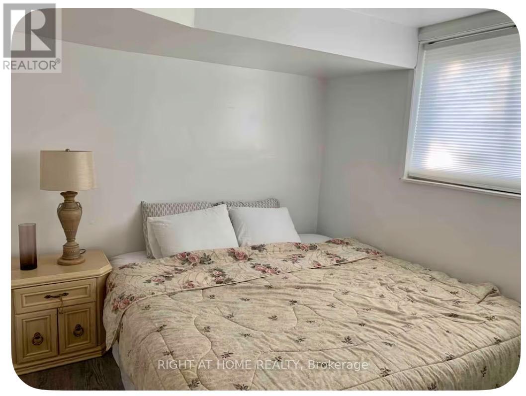 Basement - 3679 Brandon Gate Drive, Mississauga, Ontario  L4T 3E4 - Photo 7 - W12877974