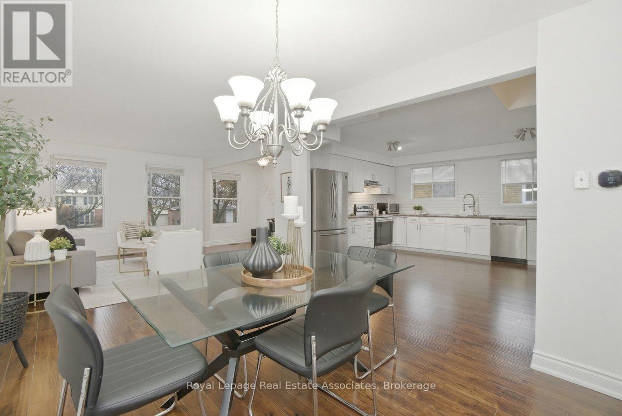 725 Coulson Avenue, Milton, Ontario  L9T 4J3 - Photo 10 - W12877990