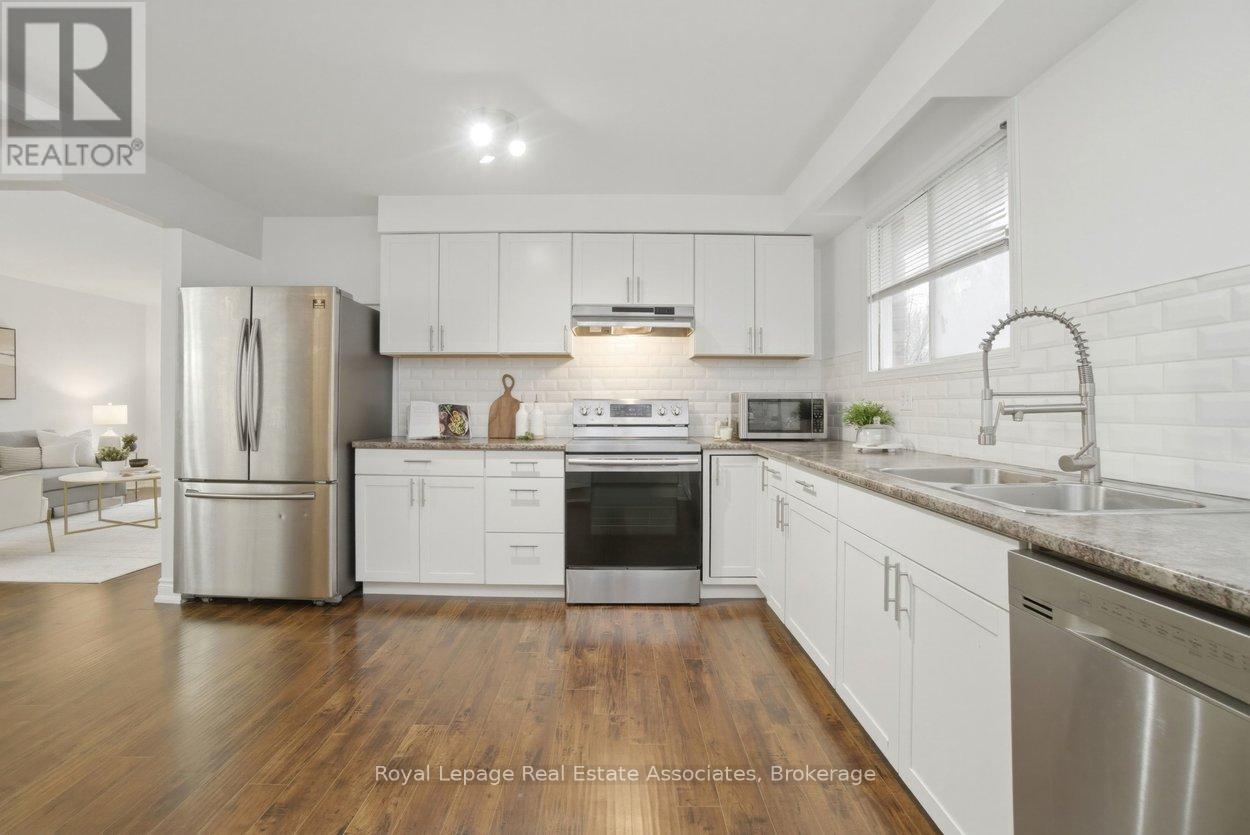 725 Coulson Avenue, Milton, Ontario  L9T 4J3 - Photo 13 - W12877990