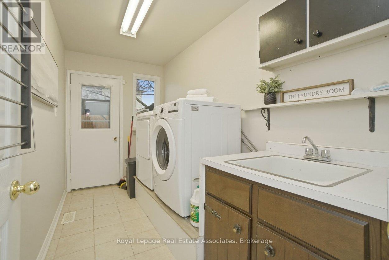 725 Coulson Avenue, Milton, Ontario  L9T 4J3 - Photo 30 - W12877990