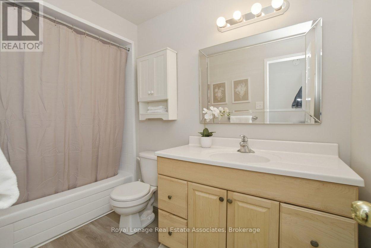 725 Coulson Avenue, Milton, Ontario  L9T 4J3 - Photo 31 - W12877990