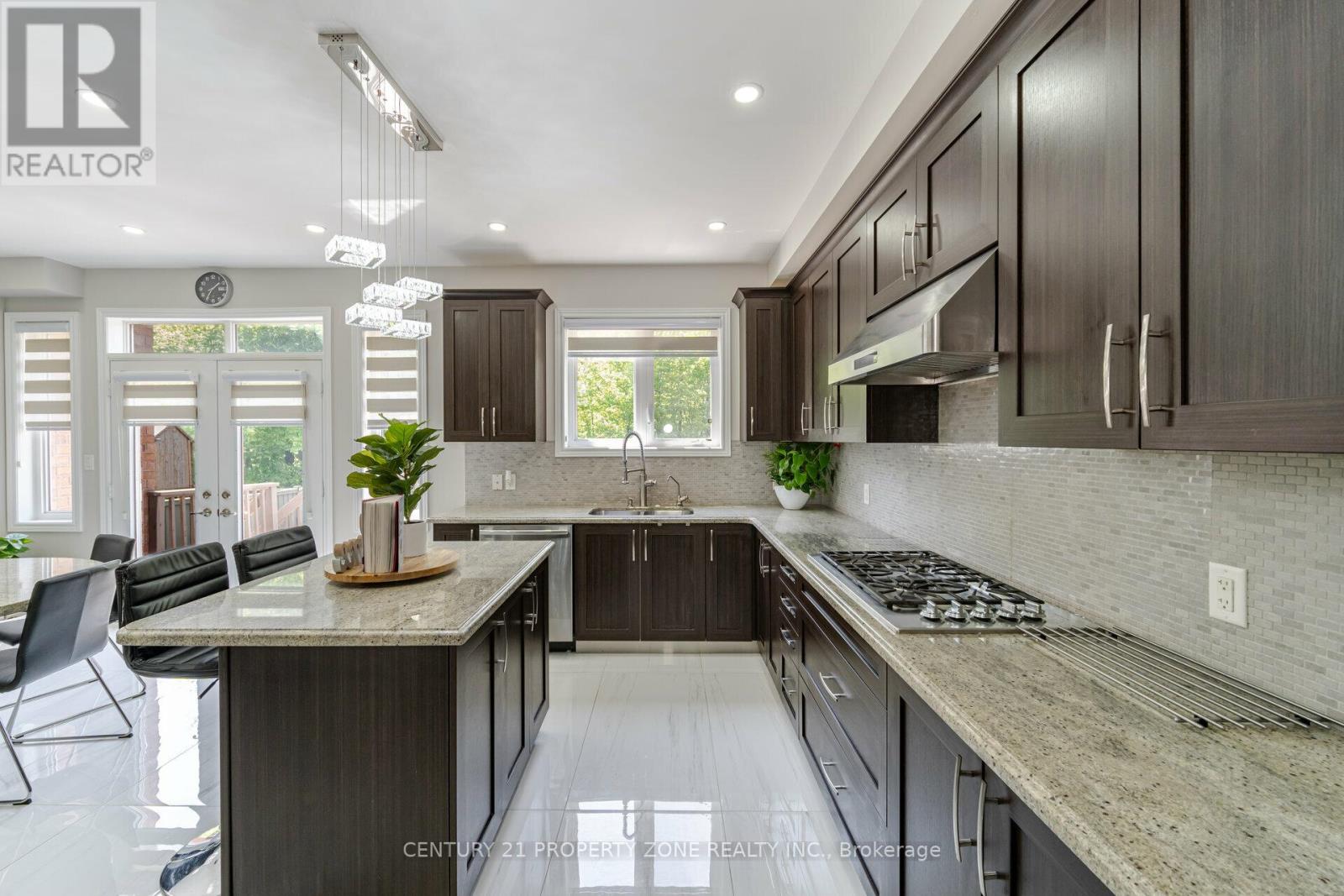 8 Teal Crest Circle, Brampton, Ontario  L6X 2Z6 - Photo 20 - W12878004