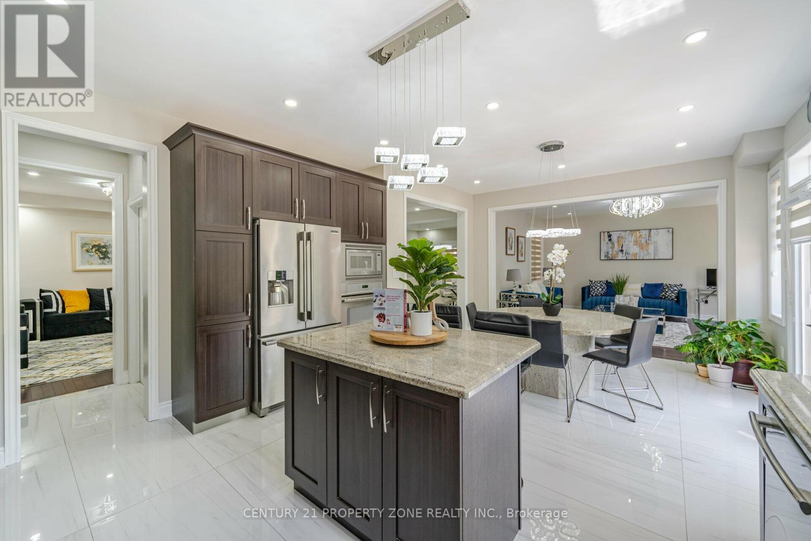 8 Teal Crest Circle, Brampton, Ontario  L6X 2Z6 - Photo 24 - W12878004