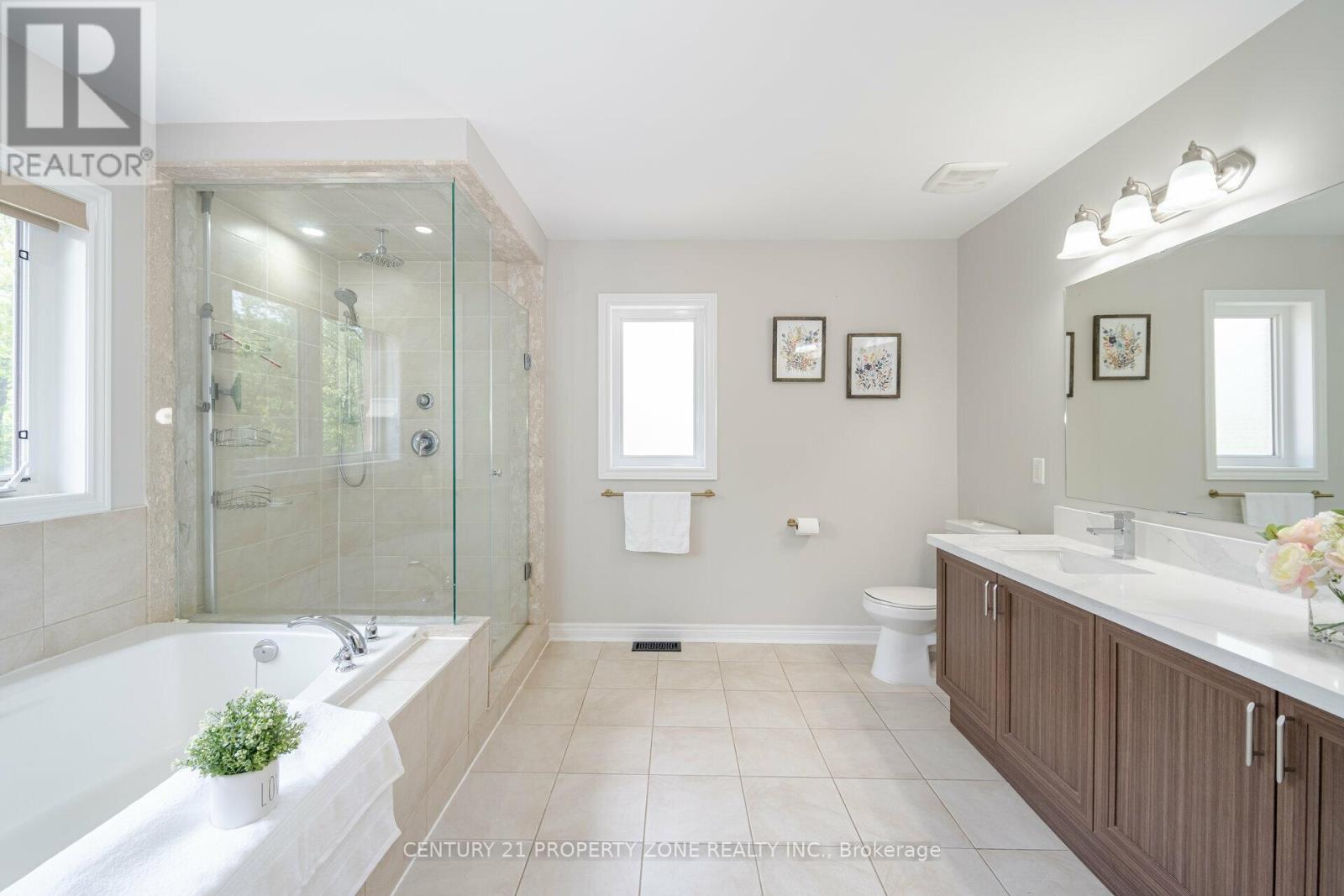 8 Teal Crest Circle, Brampton, Ontario  L6X 2Z6 - Photo 35 - W12878004