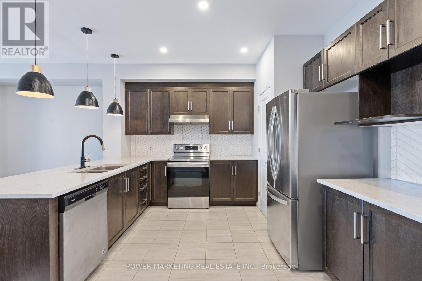 497 Cope Drive, Ottawa, Ontario  K2V 0P1 - Photo 6 - X12845020