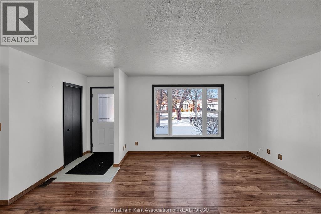 234 Wellington Street, Blenheim, Ontario  N0P 1A0 - Photo 7 - 26000120