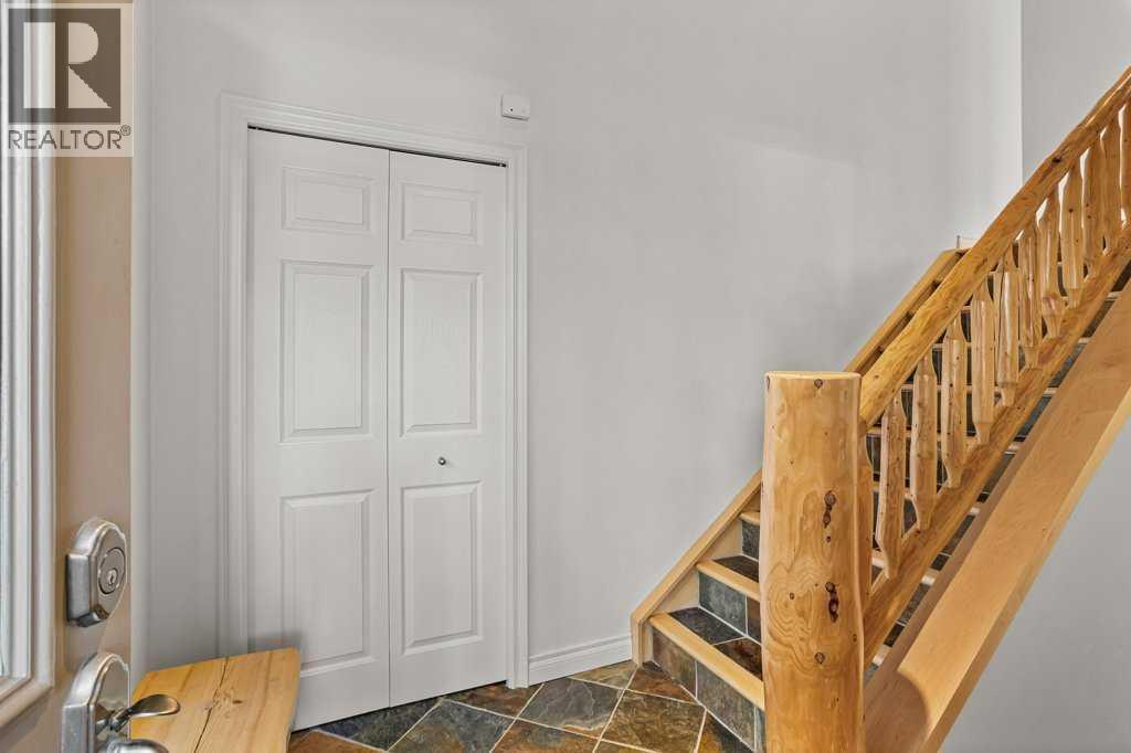 8, 136 Stonecreek Road, Canmore, Alberta  T1W 3A5 - Photo 3 - A2259580