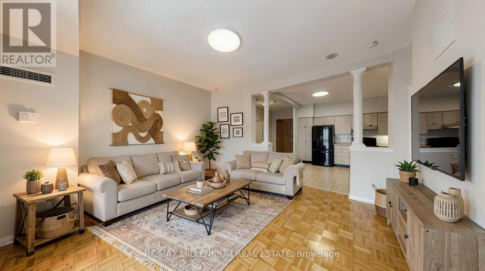 619 - 7373 Martingrove Road, Vaughan, Ontario  L4L 9K1 - Photo 8 - N12813578