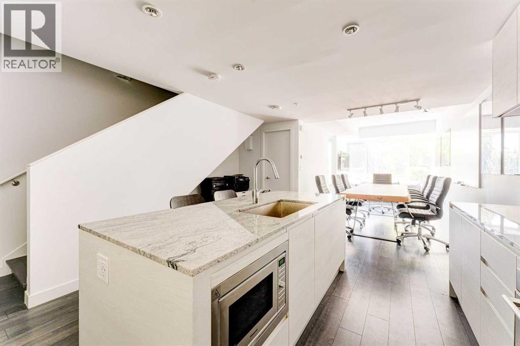 304 12 Avenue SW, Calgary, Alberta  T2R 0H2 - Photo 11 - A2269072