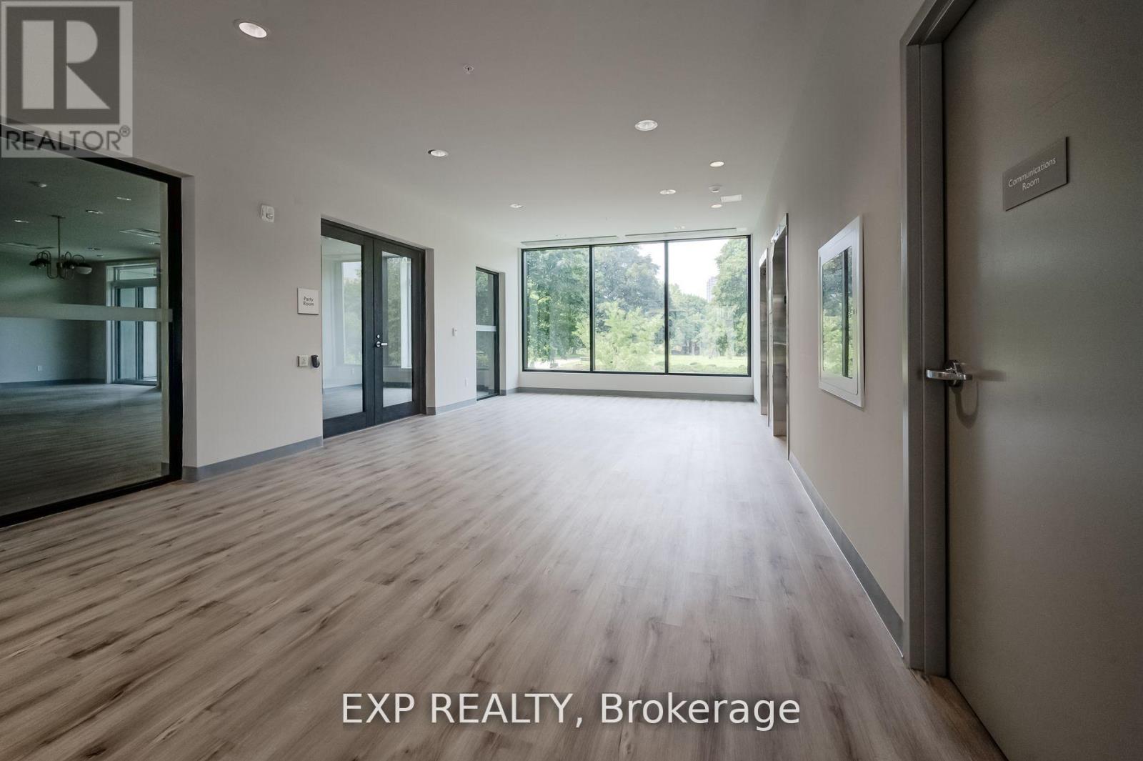 516 - 103 Roger Street, Waterloo, Ontario  N2J 1A4 - Photo 30 - X12824342