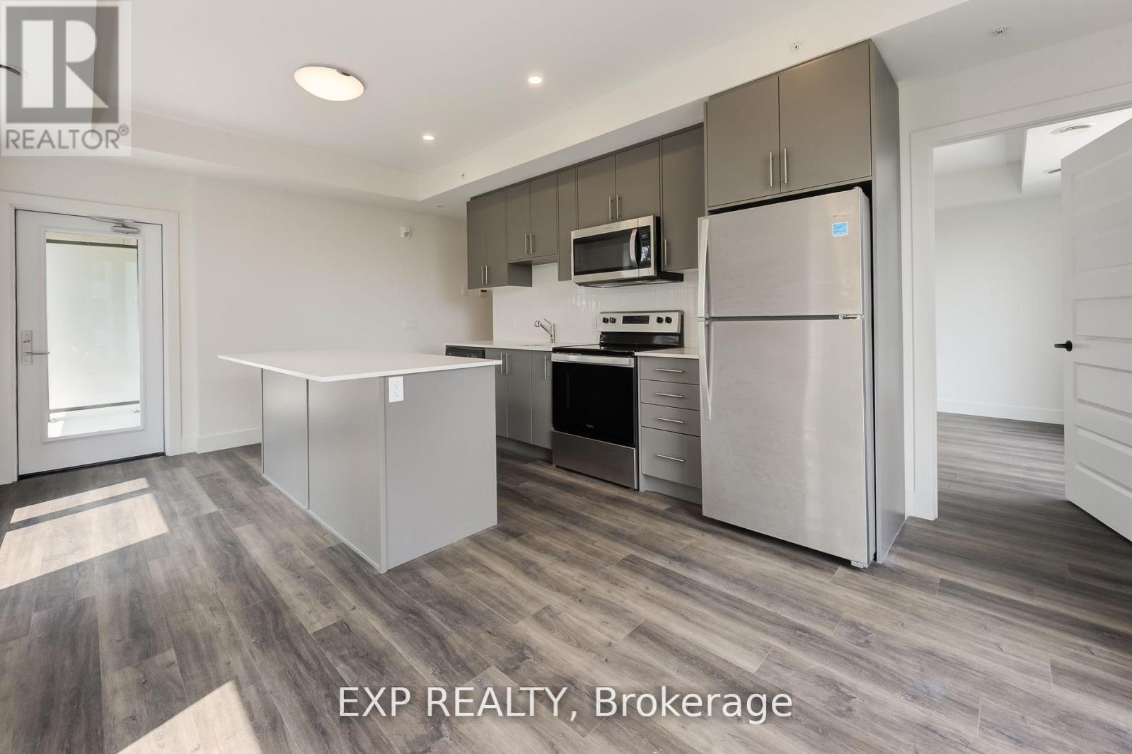 516 - 103 Roger Street, Waterloo, Ontario  N2J 1A4 - Photo 6 - X12824342